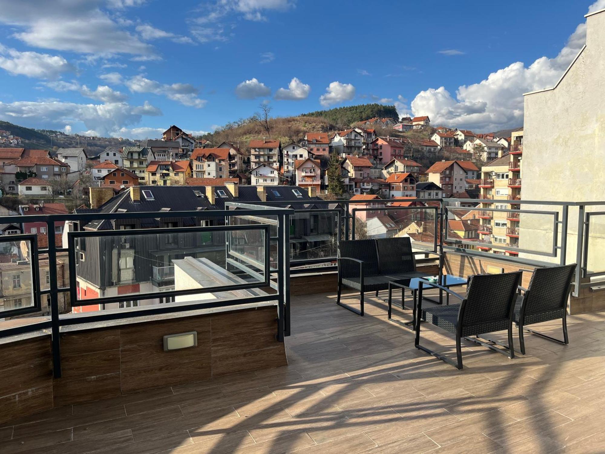 Penthouse Apartment Uzice Luaran gambar